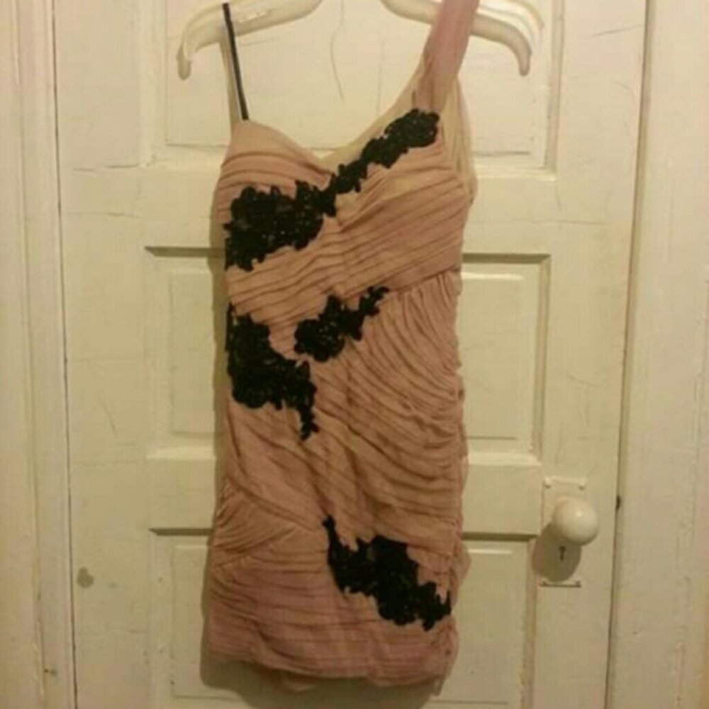BRAND NEW/NEVER WORN-TAGS ATTACHED WOMEN'S DRESS